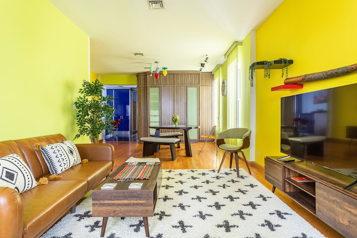 MellowYellow living room